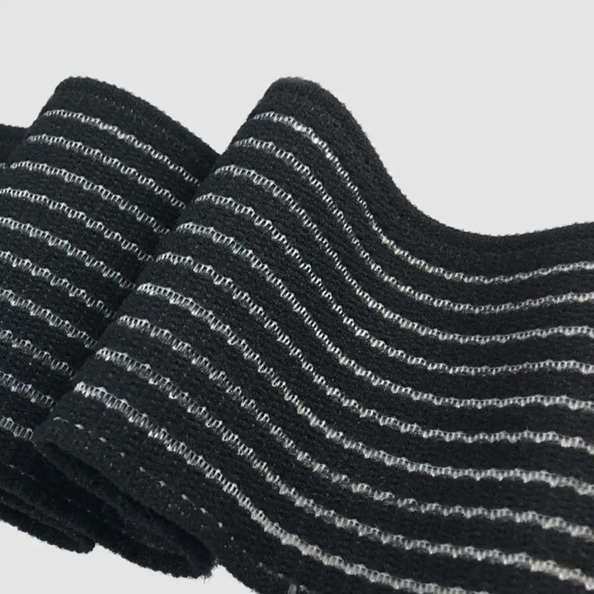 Self-Adhesive Knee Strap – Elastic Anti-Sprain Support Wrap - close-up detail