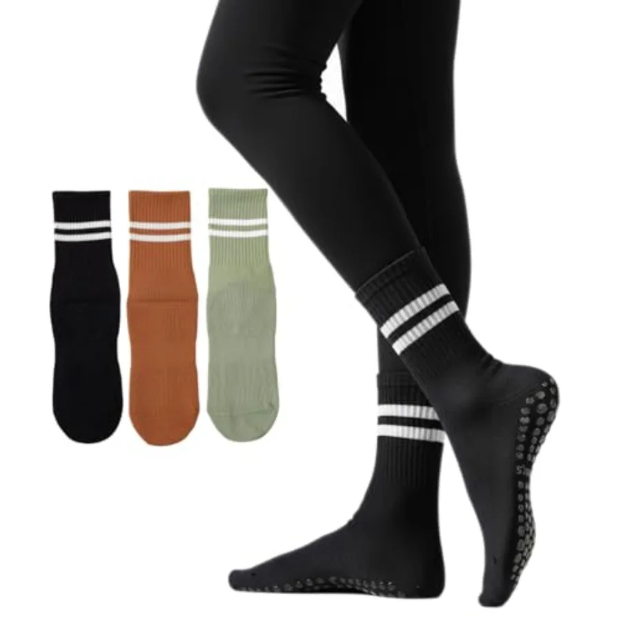 Non-Slip Pilates Grip Socks for Women – Barre, Yoga & Studio Athletic Socks - detail view