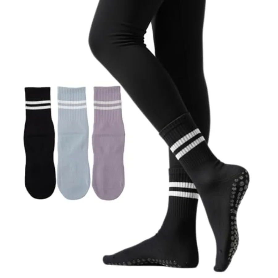 Non-Slip Pilates Grip Socks for Women – Barre, Yoga & Studio Athletic Socks - texture detail