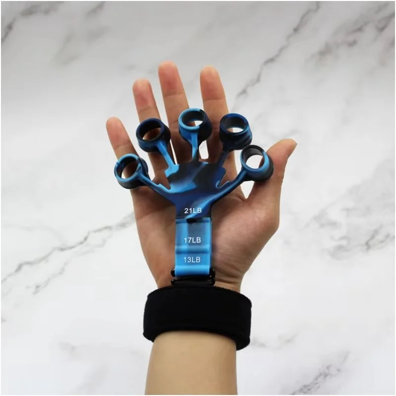 Finger Exerciser for Guitar – Hand & Finger Strength Trainer - in use