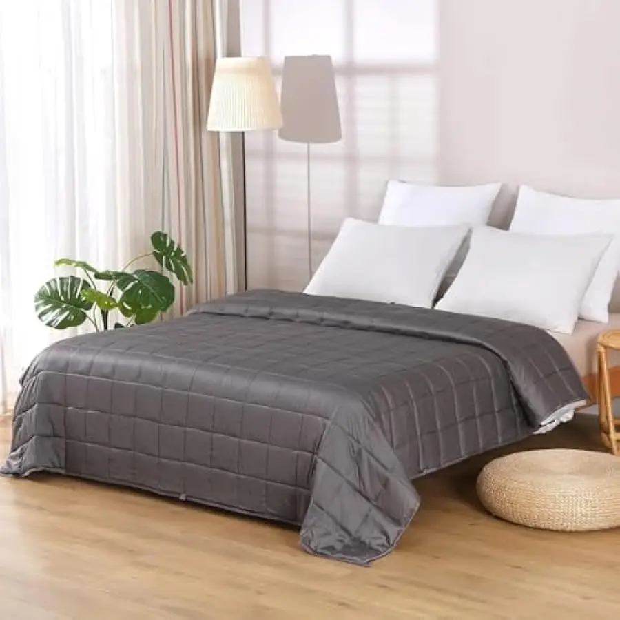Cooling Weighted Blanket – 100% Bamboo Viscose, Queen, for Hot Sleepers - close-up detail