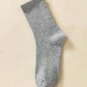 Mid-Calf Sports Socks – Odor-Resistant Moisture-Wicking Cushioned Socks