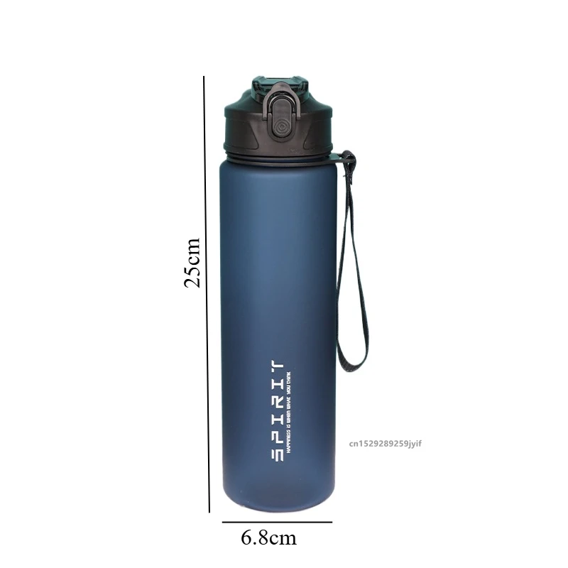 Motivational Water Bottle 750ml – Time Marker, Straw, Leak-Proof - in use