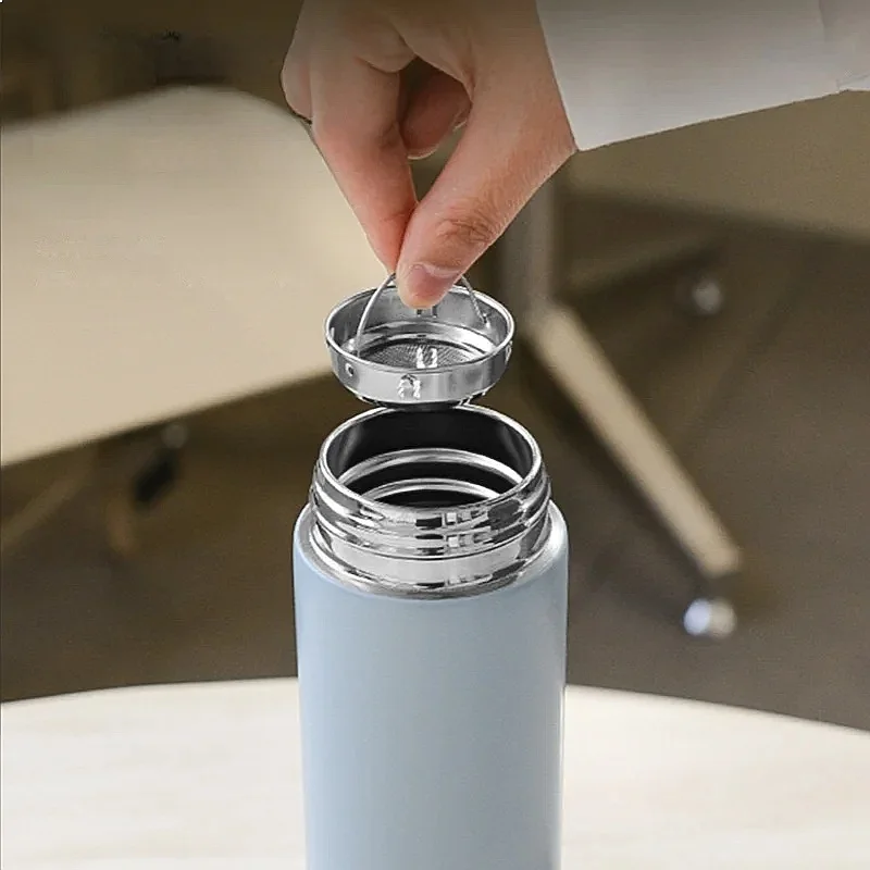 Smart Thermos Flask 200ml – Vacuum Cup with LED Temperature Display - in use