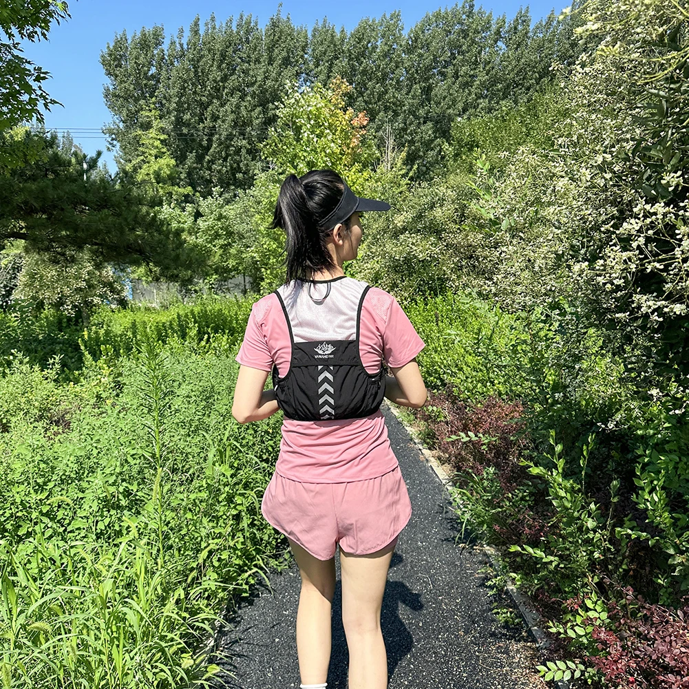 Ultralight Hydration Running Vest – Marathon, Trail & Cycling Race Pack - size and dimensions
