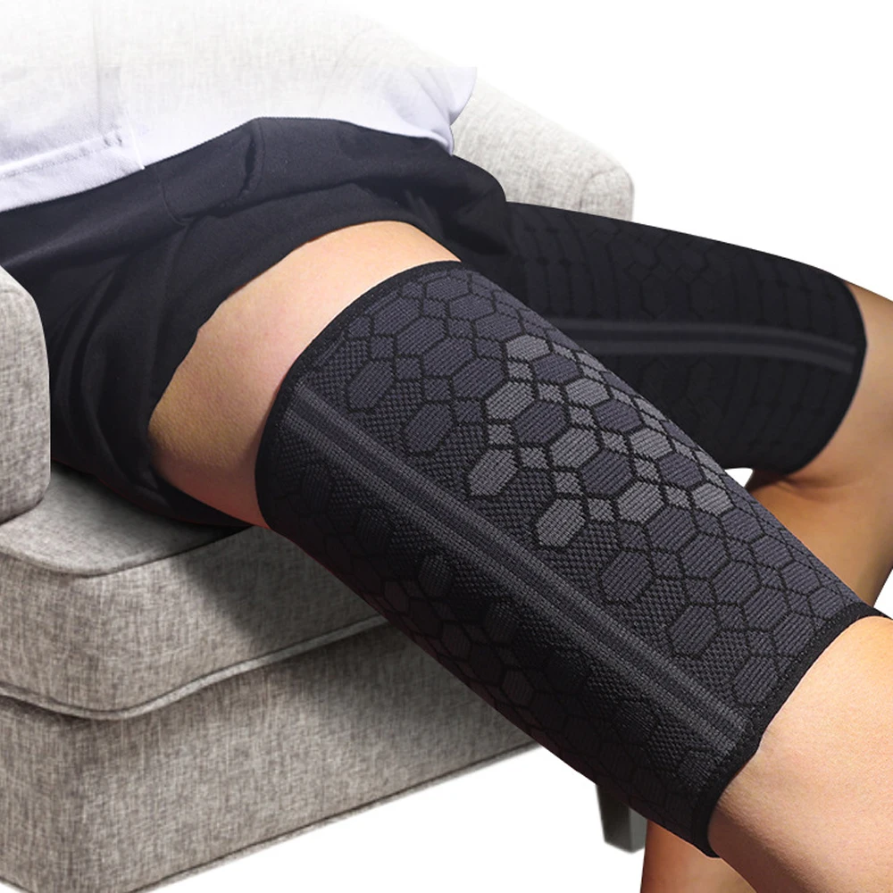 Thigh Compression Sleeves (Pair) – Quad & Hamstring Support for Running - close-up detail
