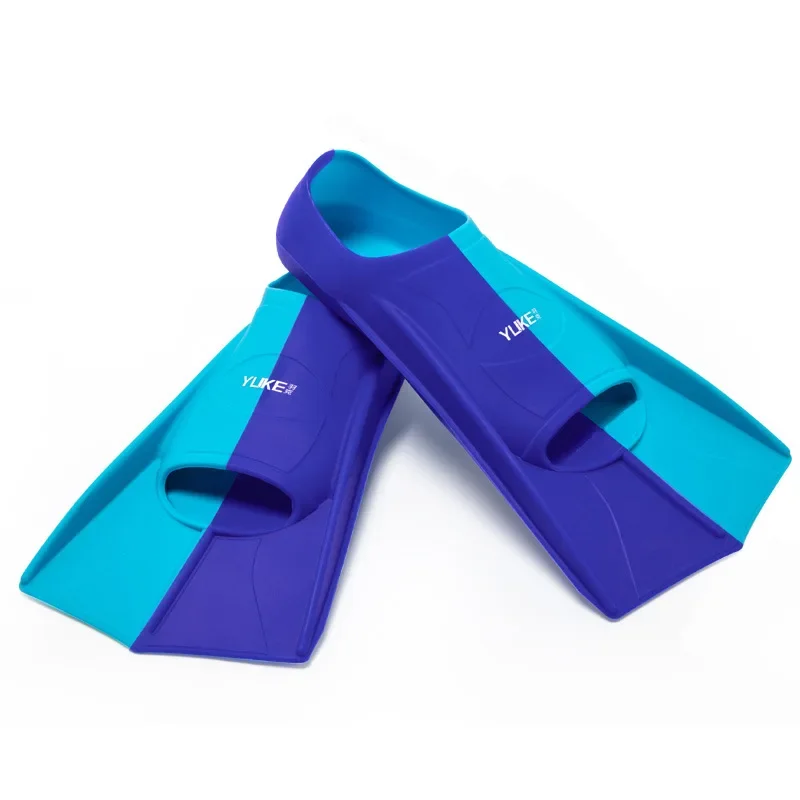 Silicone Swim Training Fins – Short Blade Fins for Kick Technique & Snorkelling - close-up detail